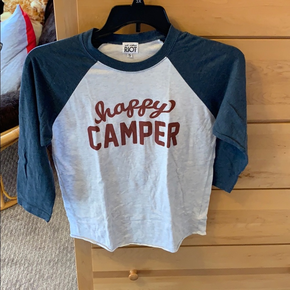 QUATER SLEEVE GRAPHIC TEE